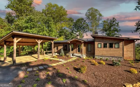 375 Blueberry Rdg #2B, Morganton, GA 30560