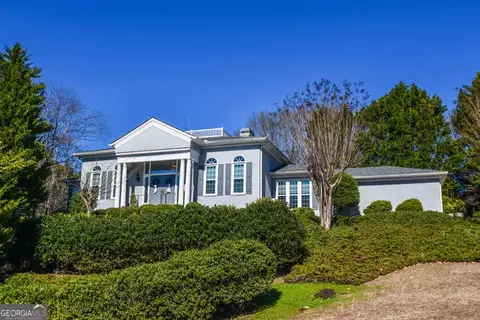 2901 Club Pl, Gainesville, GA 30506