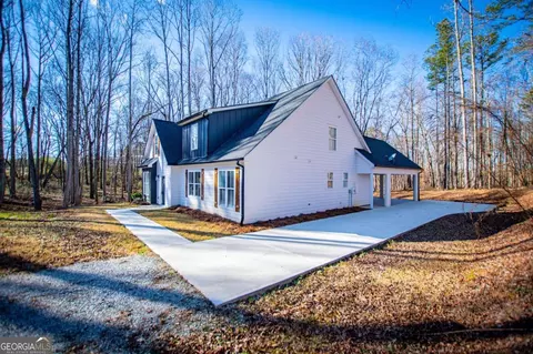 Exterior - 1605 Five Points Rd, Waco, GA 30182 photo 9 of 12