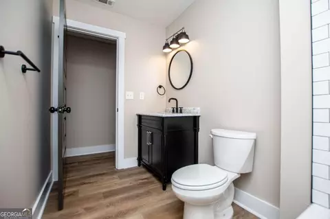 Bath - 1605 Five Points Rd, Waco, GA 30182 photo 7 of 7