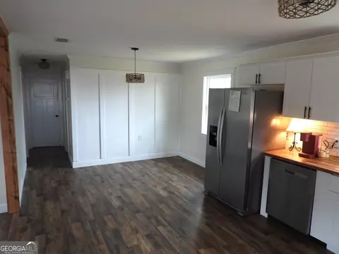 Dining - 121 Beaver Dr, Blackshear, GA 31516 photo 1 of 1