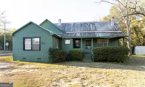 226 Griffin Ave, Eastman, GA 31023