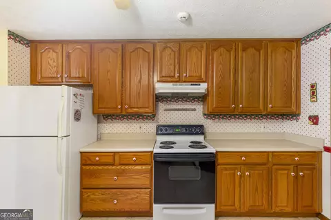 Kitchen - 269 High Point Rd, Buchanan, GA 30113 photo 1 of 3