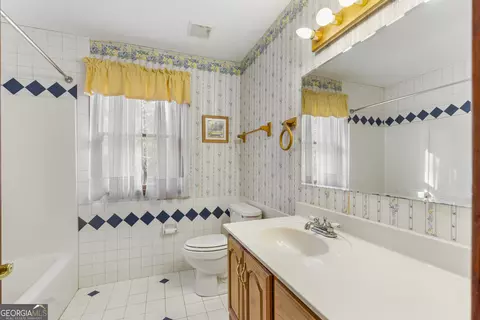 Bath - 269 High Point Rd, Buchanan, GA 30113 photo 5 of 5