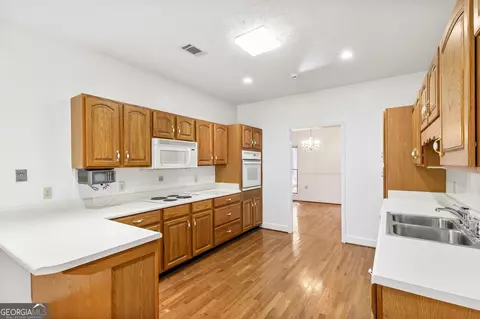 Kitchen - 273 High Point Rd, Buchanan, GA 30113 photo 3 of 5