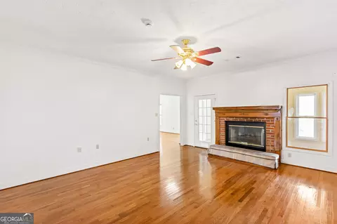 Living - 273 High Point Rd, Buchanan, GA 30113 photo 1 of 6