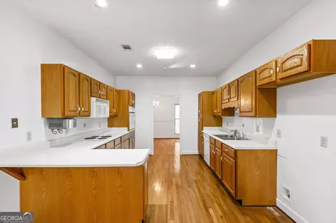 Kitchen - 273 High Point Rd, Buchanan, GA 30113 photo 4 of 5