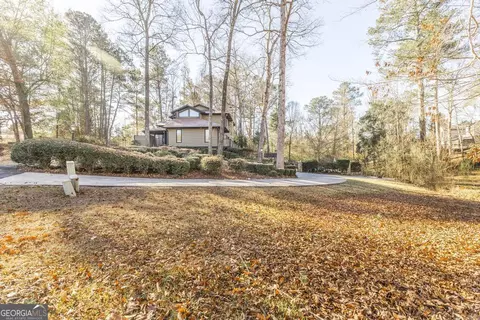 2697 Carriage Ct, Macon, GA 31216