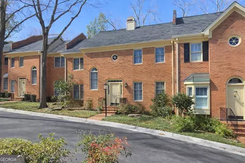 40 Ivy Chase NE, Atlanta, GA 30342