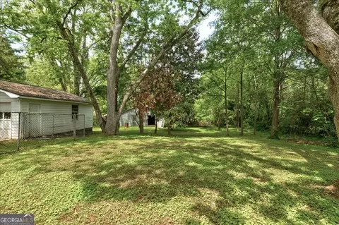 Exterior - 19 Mcdonough St, Hampton, GA 30228 photo 4 of 5