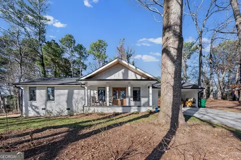 4102 Laynewood Cir, Tucker, GA 30084