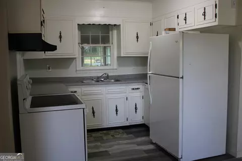 Other - 5 Circle Dr, Hampton, GA 30228 photo 3 of 6