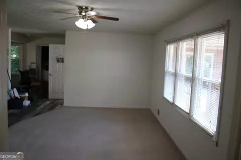 Living - 5 Circle Dr, Hampton, GA 30228 photo 2 of 4