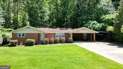 5 Circle Dr, Hampton, GA 30228