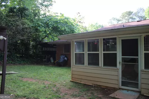 Exterior - 5 Circle Dr, Hampton, GA 30228 photo 3 of 12