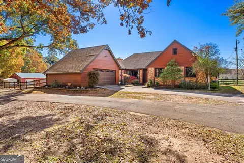 1319 Bethlehem Rd, Statham, GA 30666