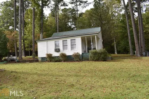 Exterior - 124 E Ward Rd, Jackson, GA 30233 photo 3 of 10