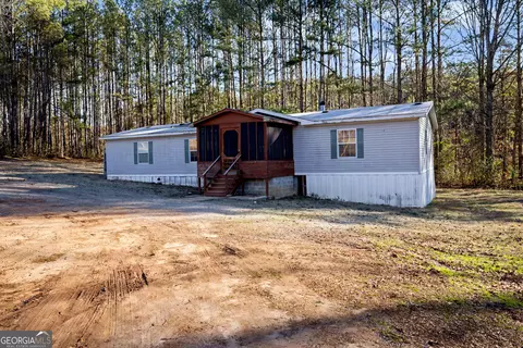 90 Cooksville Rd, Hogansville, GA 30230