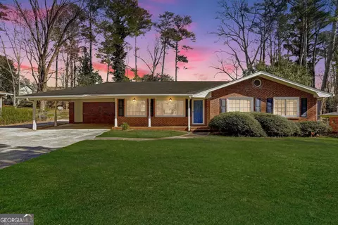 1266 Hickory Dr SW, Lilburn, GA 30047