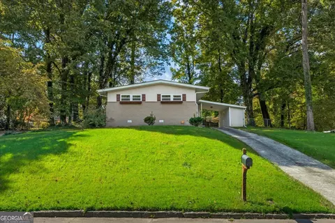 2316 Dorsey Ave, East Point, GA 30344