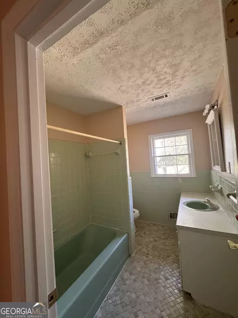 Bath - 5175 Forest Dr SE, Covington, GA 30014 photo 1 of 4