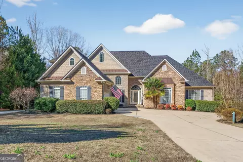 32 River Rapids Dr, Forsyth, GA 31029