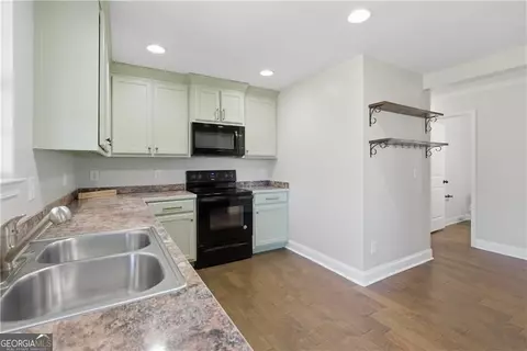 3930 Mabery Rd, Gainesville, GA 30507 photo 12