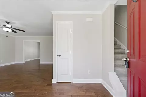 3930 Mabery Rd, Gainesville, GA 30507 photo 4
