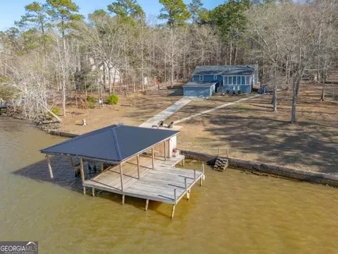 231 Cardinal Pt, Monticello, GA 31064