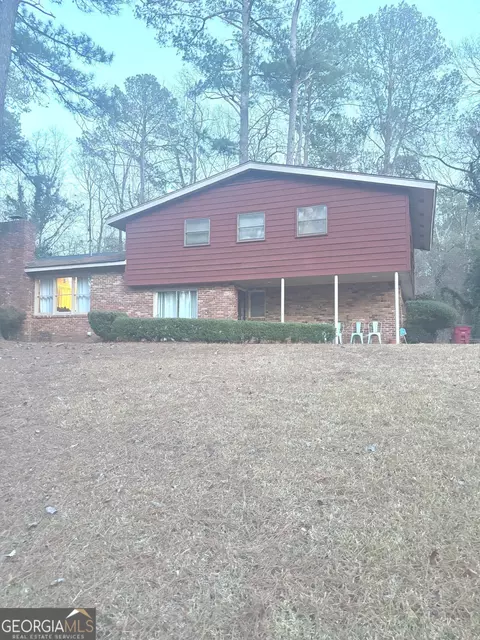 1933 Deerwood Pl, Macon, GA 31211