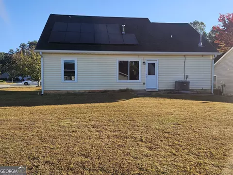 Exterior - 6737 Biscayne Blvd, Rex, GA 30273 photo 2 of 3