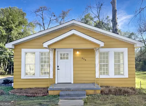 305 Chestnut St, Fort Valley, GA 31030