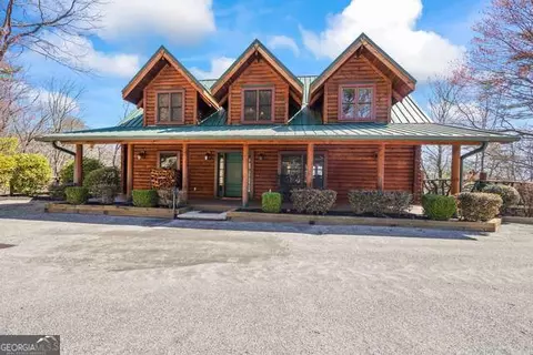 266 Slayton Gap Trl, Cleveland, GA 30528