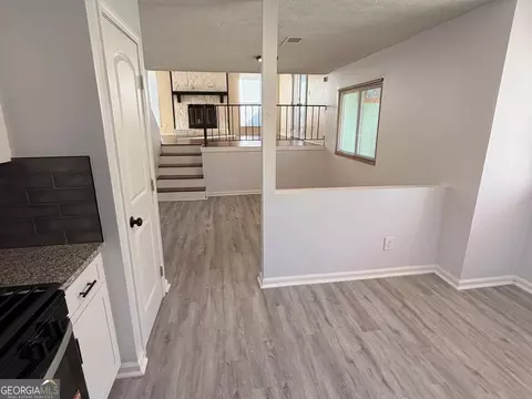 Living - 5655 Pine Meadows Ct, Morrow, GA 30260 photo 2 of 4