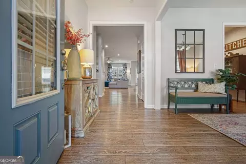 Entry Way - 451 Timberleaf Rd, Canton, GA 30115 photo 2 of 8