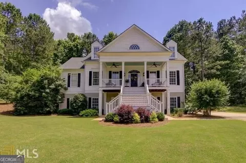 345 Housman Dr, Fayetteville, GA 30215