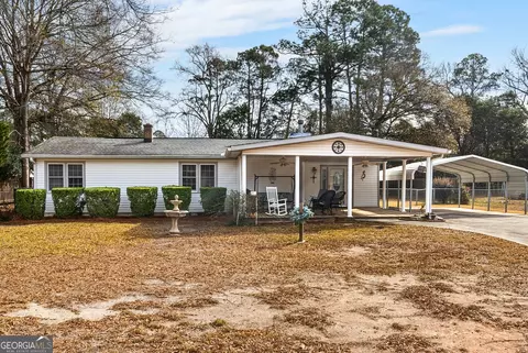 614 Hillcrest Ave, Perry, GA 31069