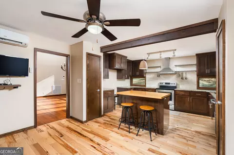 Kitchen - 547 Byars Dr, Macon, GA 31210 photo 1 of 10