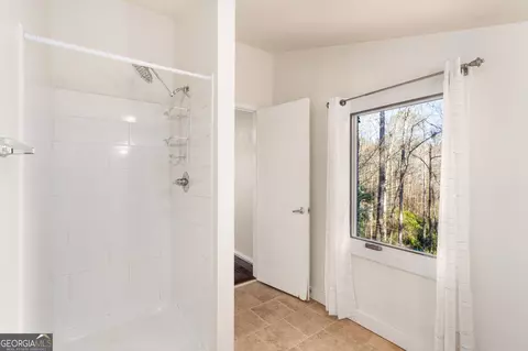 Bath - 547 Byars Dr, Macon, GA 31210 photo 14 of 14