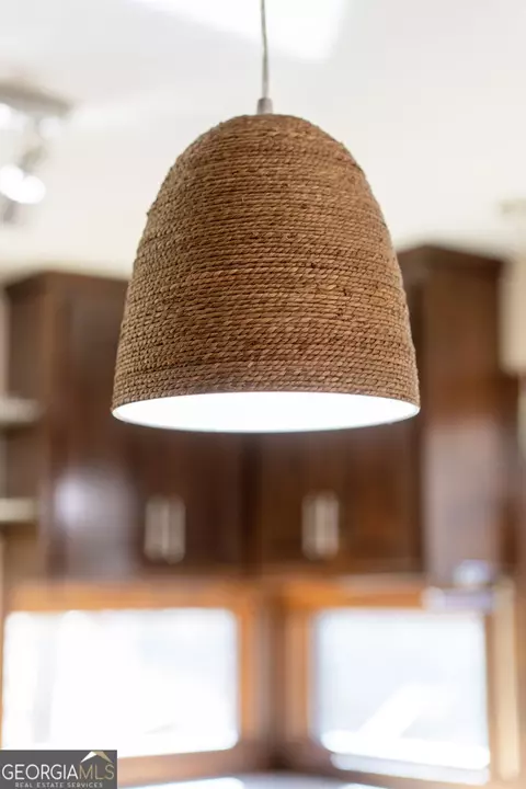Kitchen - 547 Byars Dr, Macon, GA 31210 photo 10 of 10