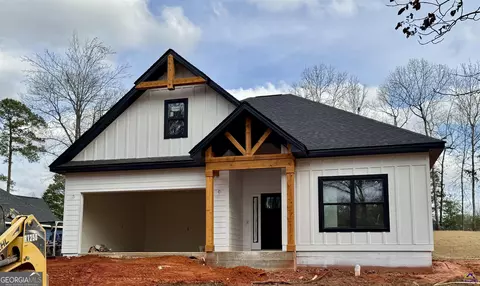 112 Friar Tuck Ave, Warner Robins, GA 31088