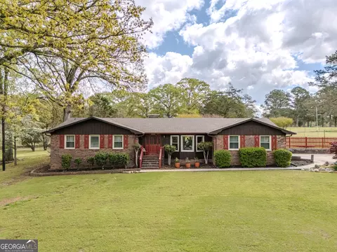 828 N College Dr, Cedartown, GA 30125