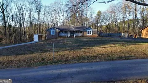 1558 Pine Cir, Lawrenceville, GA 30044