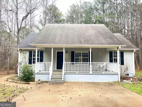 5450 Crest Hwy, Thomaston, GA 30286
