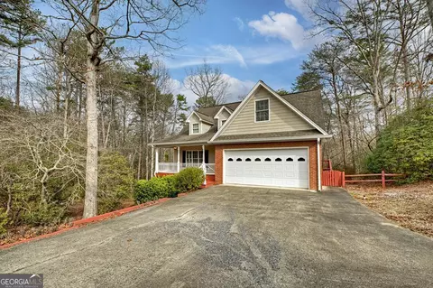 220 Oakridge Ln, Ellijay, GA 30536