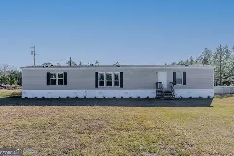 877 Leland Smith Rd, Homerville, GA 31634
