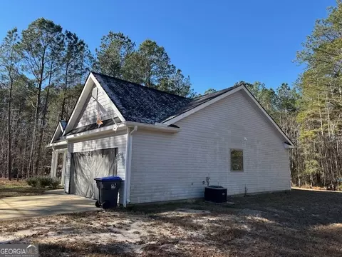Exterior - 1234 Stapleton Acres Rd, Stapleton, GA 30823 photo 1 of 2