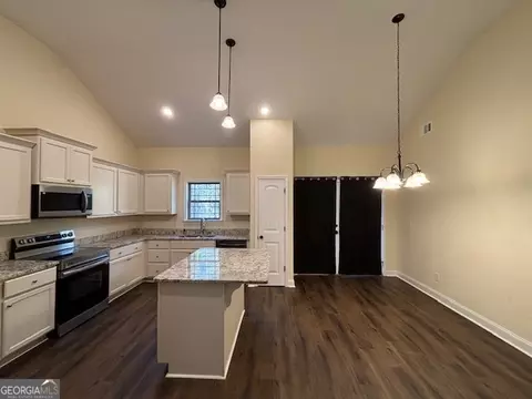 Kitchen - 1234 Stapleton Acres Rd, Stapleton, GA 30823 photo 2 of 3
