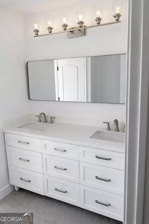 Bath - 404 Juniper Ct, Canton, GA 30115 photo 1 of 5