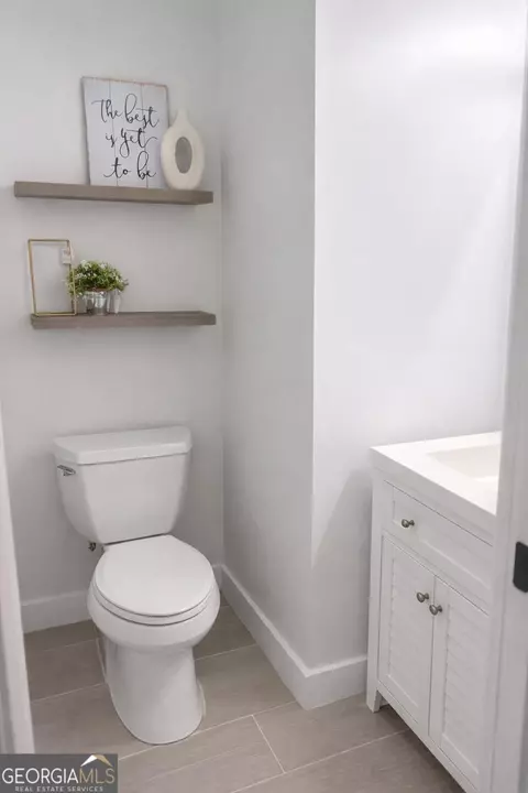 Bath - 404 Juniper Ct, Canton, GA 30115 photo 2 of 5